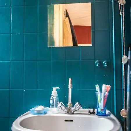 Hostnfly - Superb Bright Apt Near Montmartre Paris