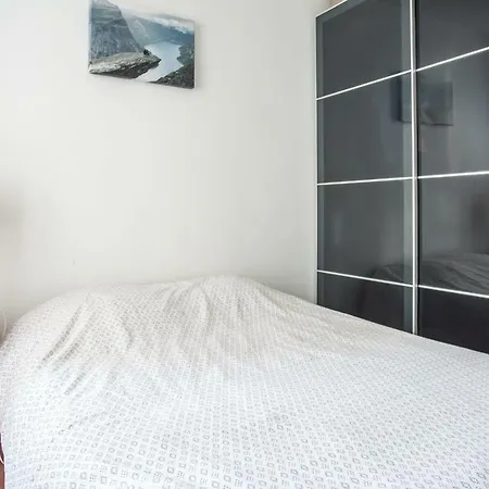 Apartment Hostnfly - Superb Bright Apt Near Montmartre Paris